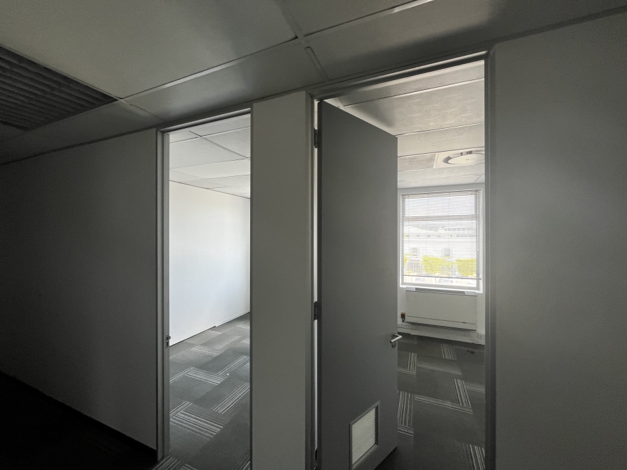 To Let commercial Property for Rent in Bo Oakdale Western Cape